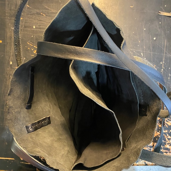 Handcrafted Leather bag - Picture 4 of 6